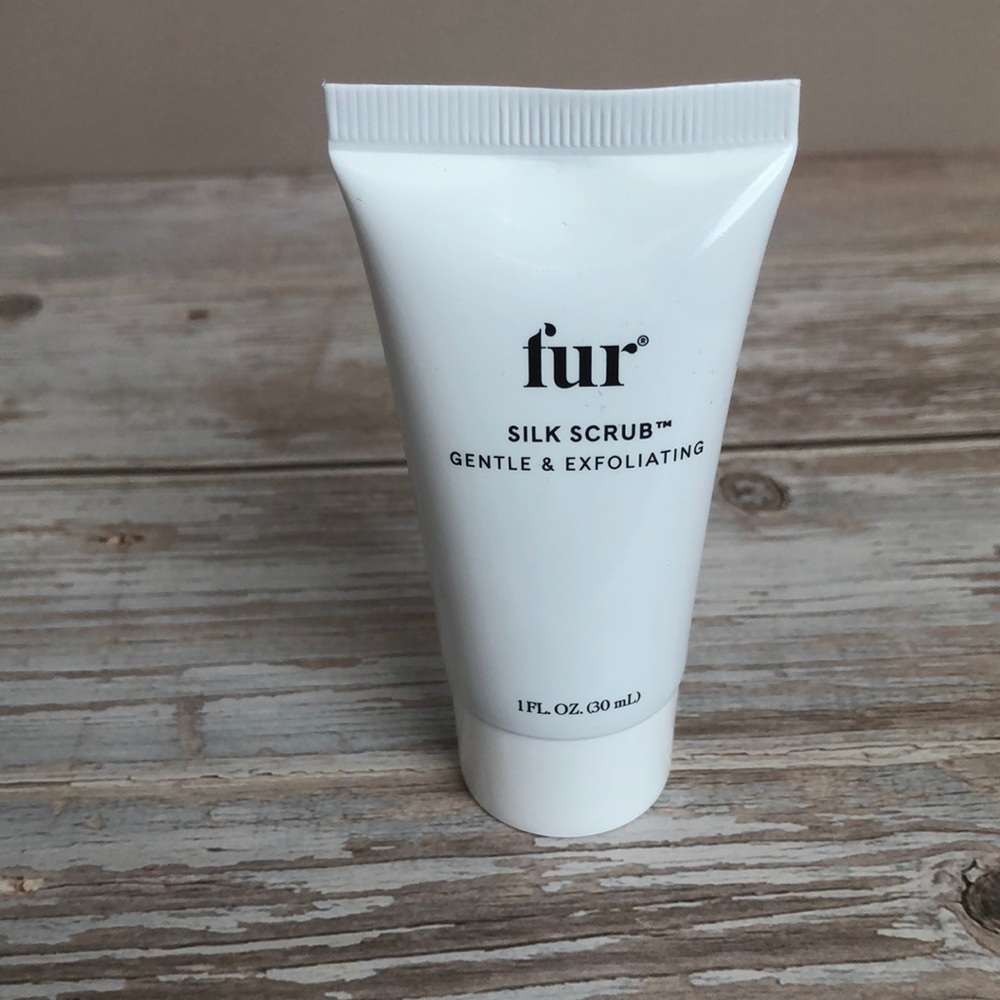 ❤️$5 NWT Fur Silk Scrub Gentle and Exfoliating 1oz